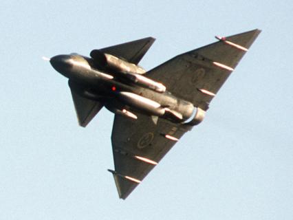 Saab viggen underside. Photo: JOCS Russ Egnor, USNR, Public domain, via Wikimedia Commons.